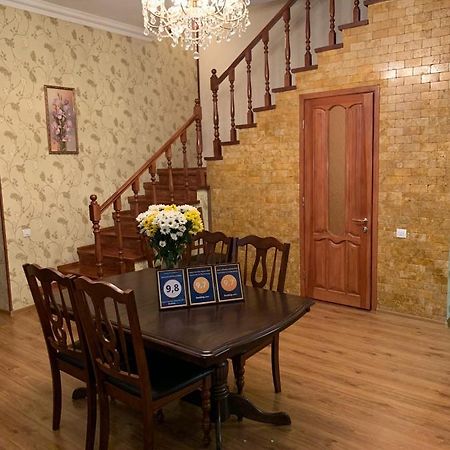 Apartment On Zhukovskogo 敖德萨 外观 照片