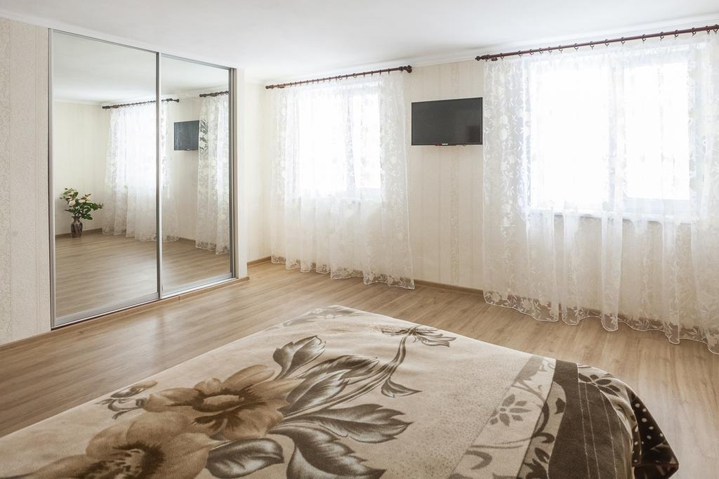 Apartment On Zhukovskogo 敖德萨 外观 照片
