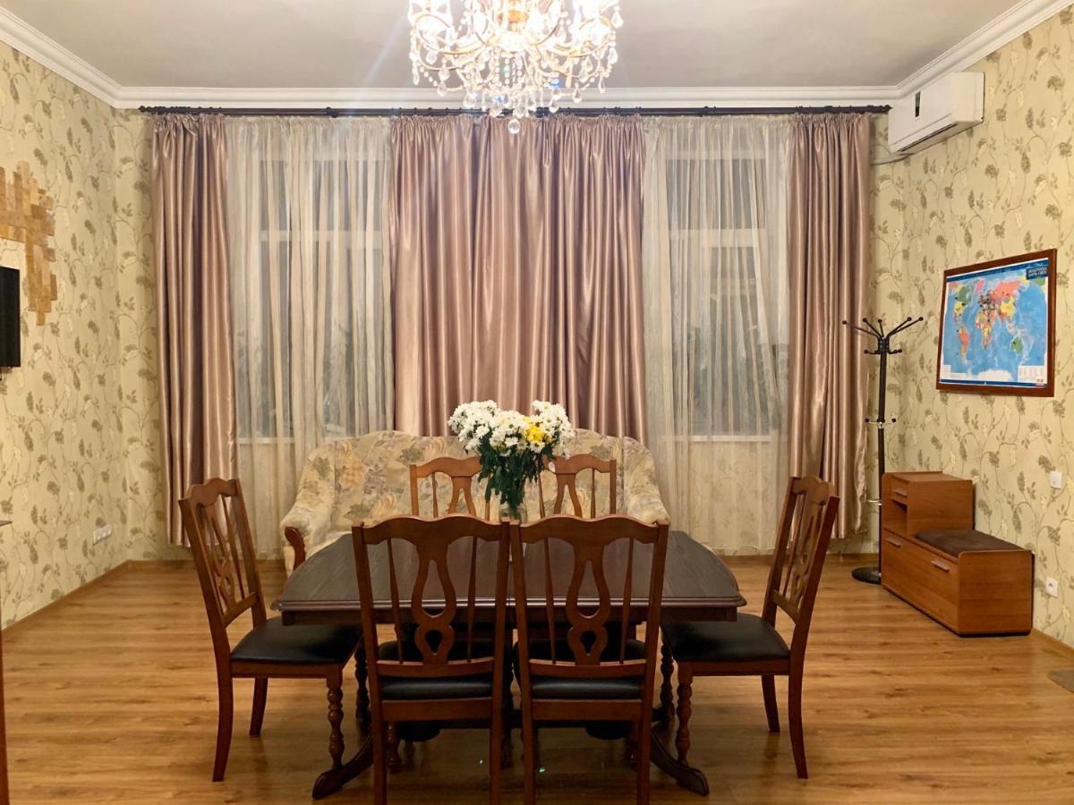 Apartment On Zhukovskogo 敖德萨 外观 照片