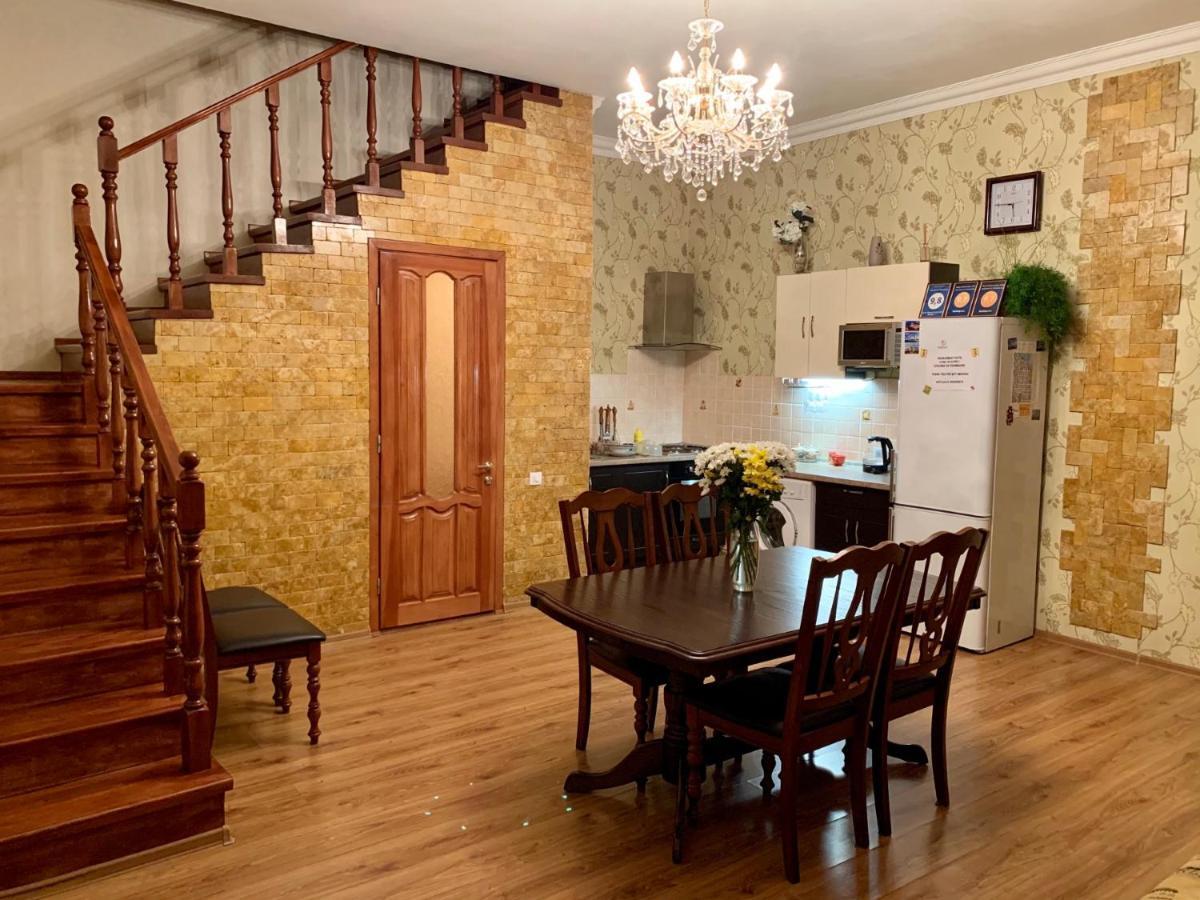 Apartment On Zhukovskogo 敖德萨 外观 照片