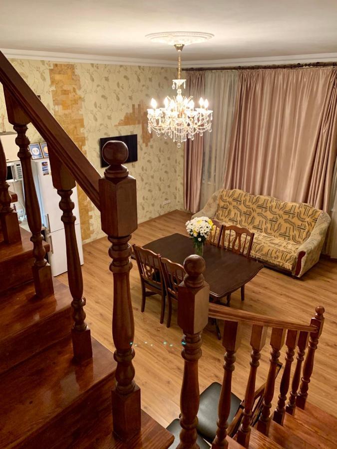 Apartment On Zhukovskogo 敖德萨 外观 照片